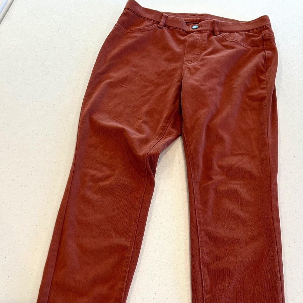 Uniqlo “jeggings”